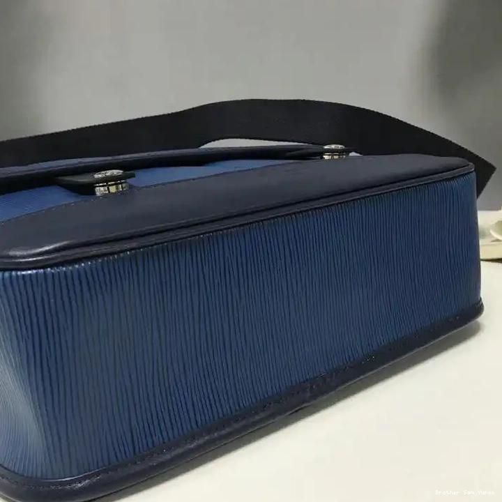 Brother Sam Yupoo Bags 19T1L0238 LV 0504